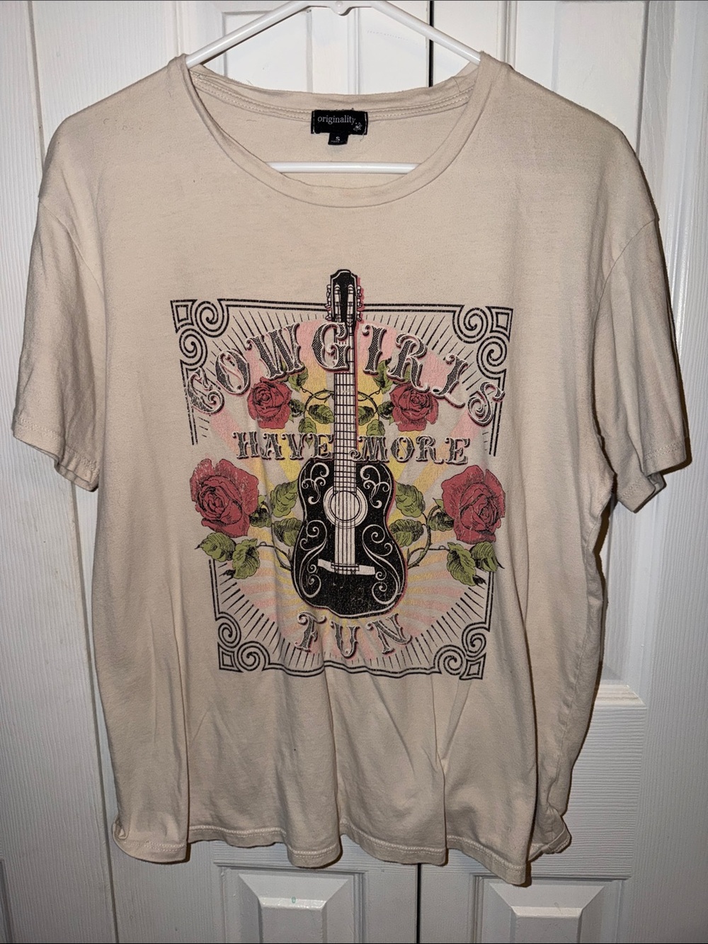 Originality Cowgirl Graphic Short-Sleeve Tee in Cream